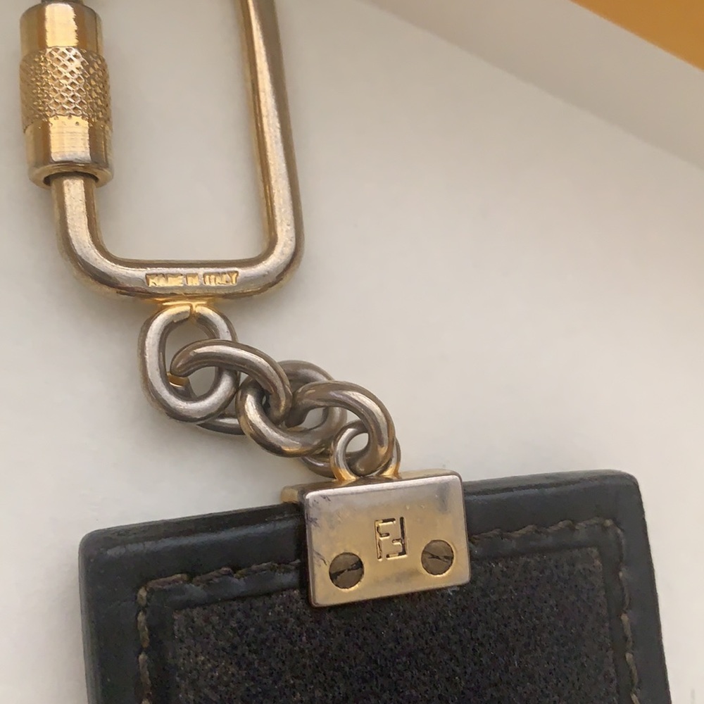 Authentic Fendi classic key chain w/ box - Picture 4 of 8